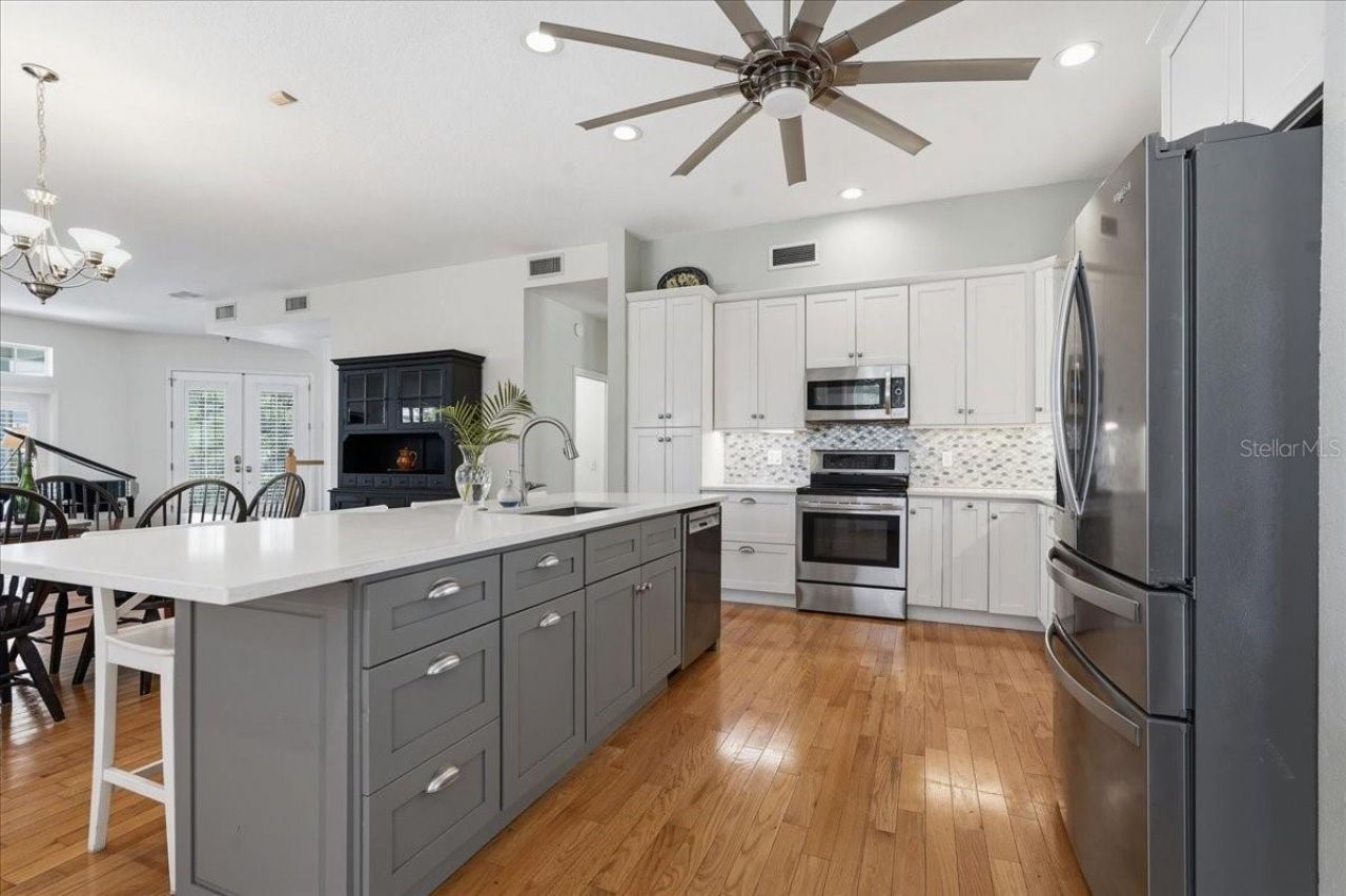196 Shore Drive, Palm Harbor, FL 34683 Photo