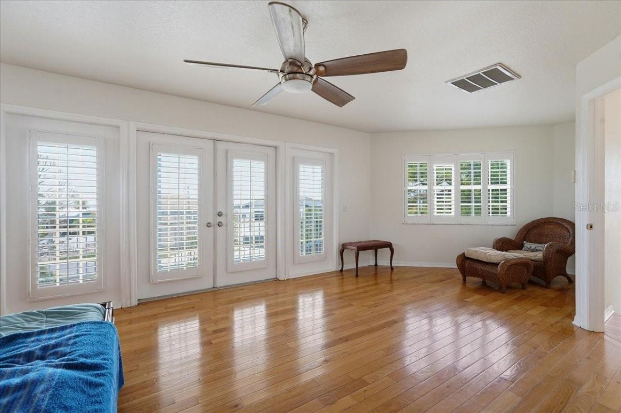 196 Shore Drive, Palm Harbor, FL 34683 Photo