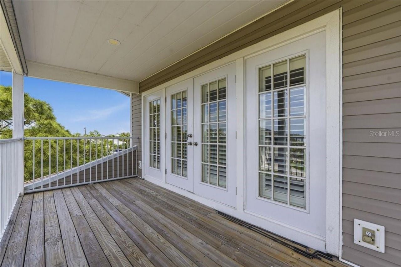 196 Shore Drive, Palm Harbor, FL 34683 Photo