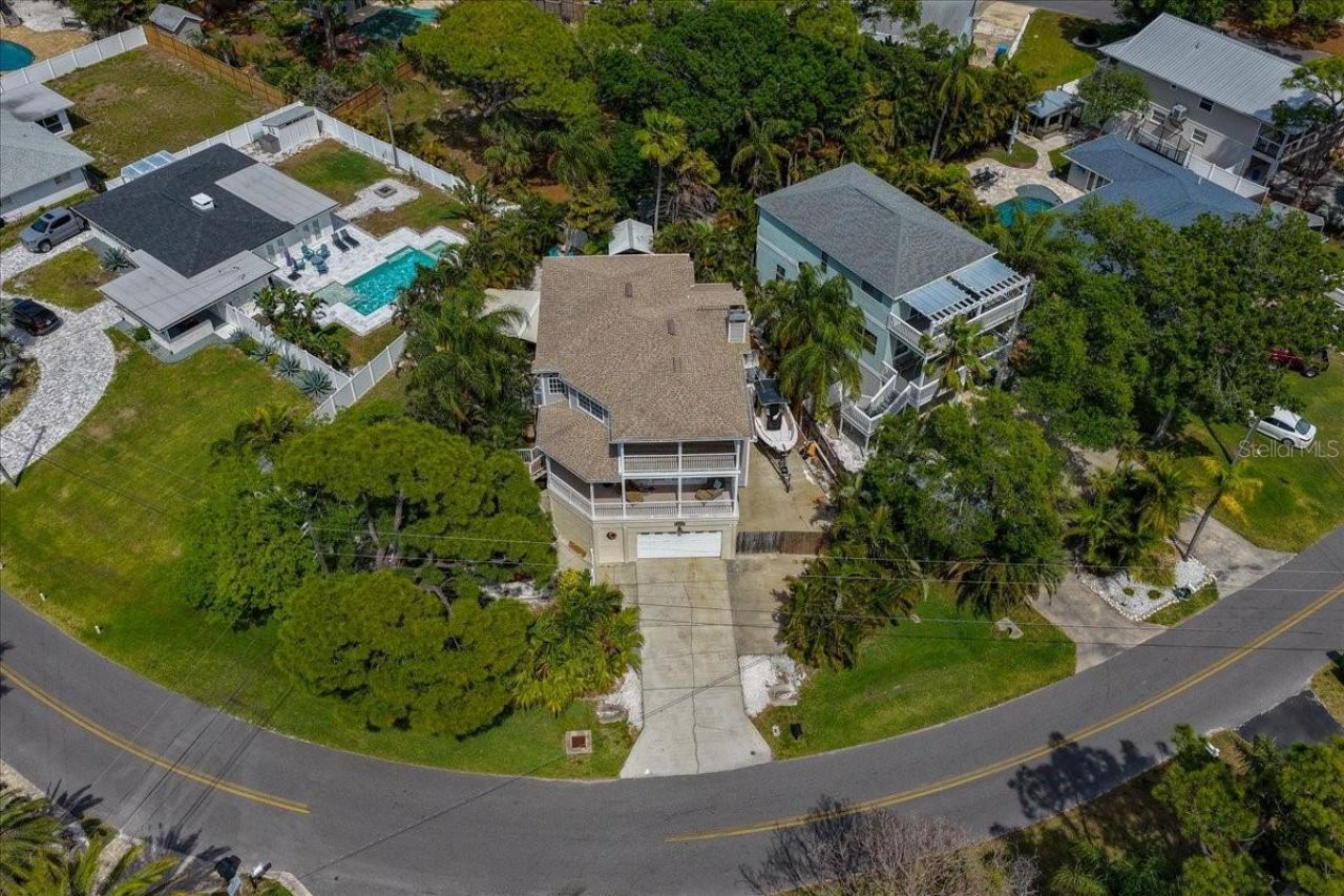 196 Shore Drive, Palm Harbor, FL 34683 Photo