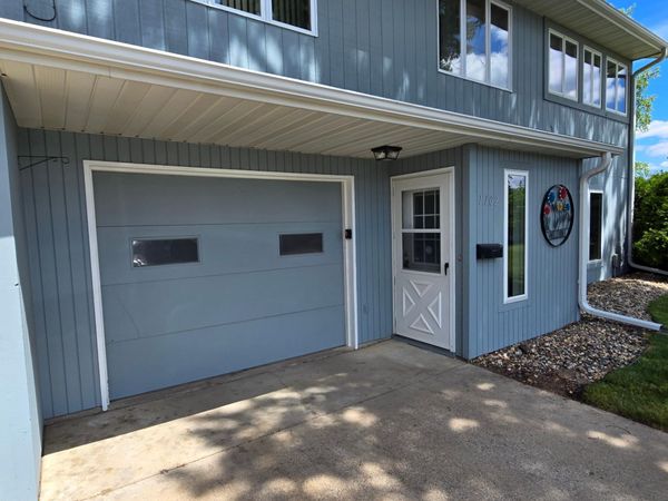 1102 Park Street W, Unit 4, Cannon Falls, MN 55009