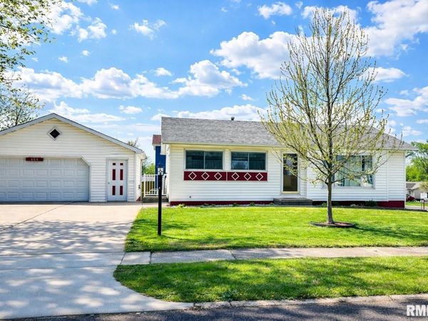 408 CAMELOT Drive, Washington, IL 61571