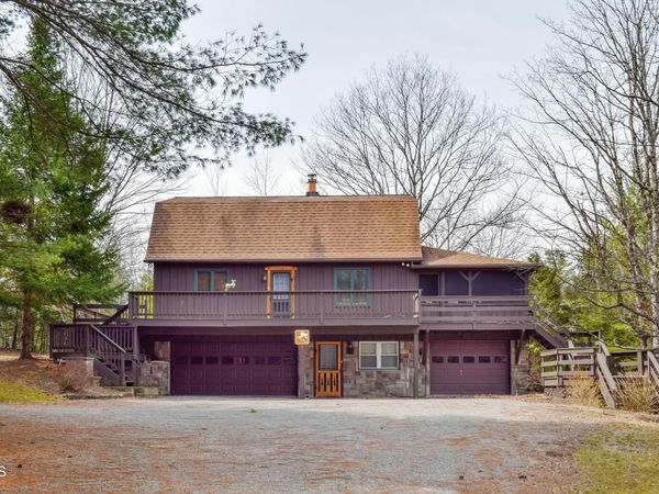 65 Donnelly Road, Olmstedville, NY 12857