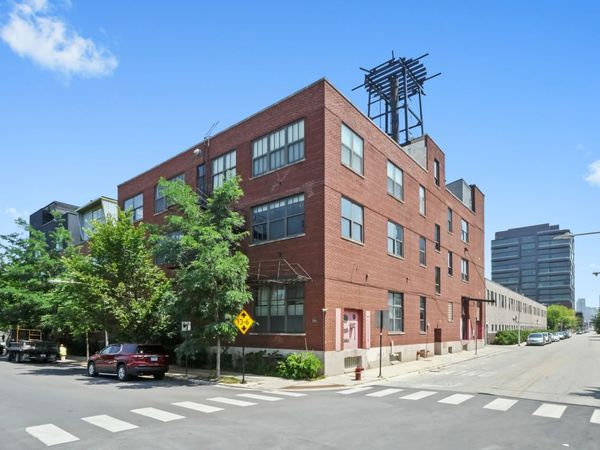 407 N Elizabeth Street, Unit 101B, Chicago, IL 60642
