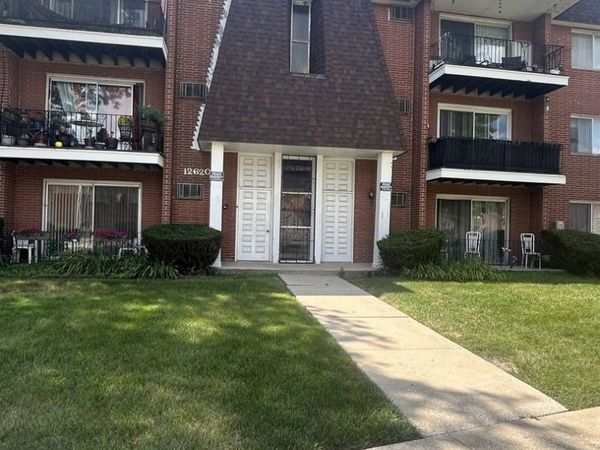 Unit 4, Alsip, IL 60803