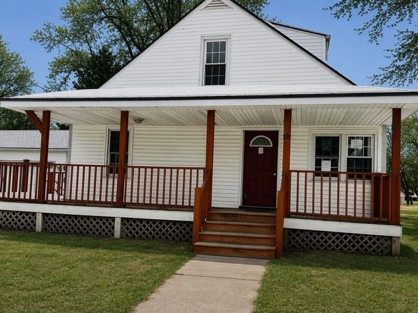 42 N Hickory Street, Campbellsburg, IN 47108