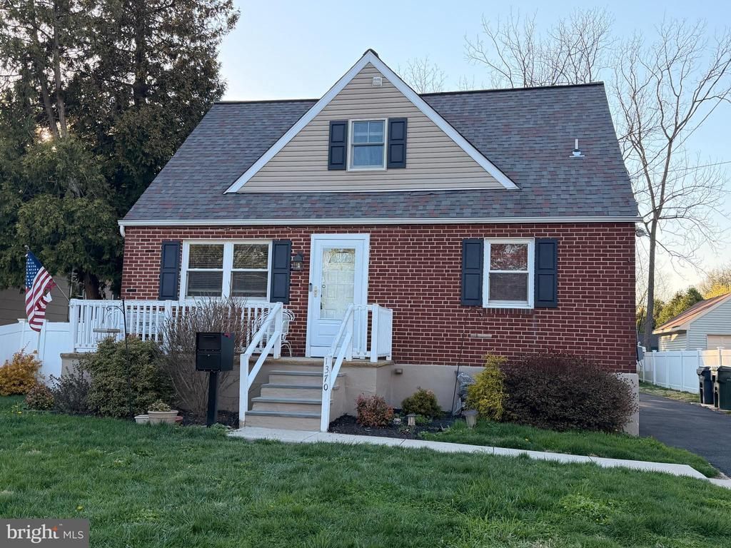 1370 ARNOLD AVENUE, ABINGTON, PA 19001