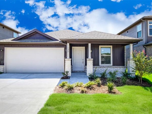 230 Woodlands Boulevard, Terrell, TX 75160