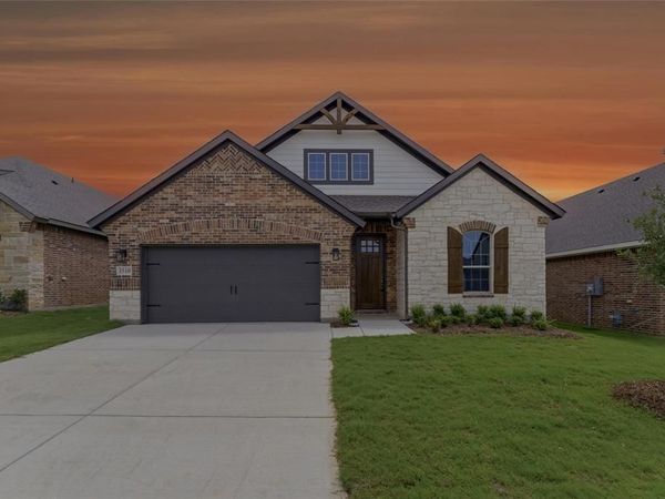 3510 Helena Street, Gainesville, TX 76240