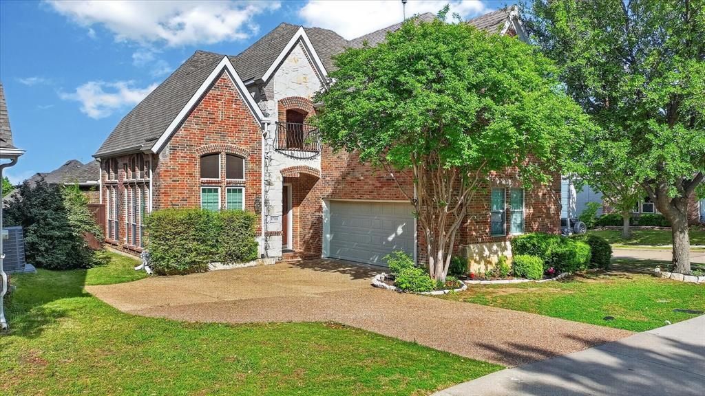 8708 Rugby Road, Irving, TX 75063 Main Photo