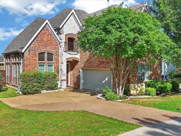 8708 Rugby Road, Irving, TX 75063