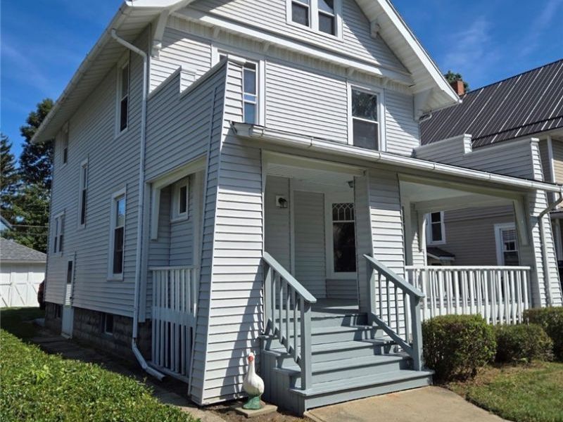 1733 E 47th Street, Ashtabula, OH 44004 Photo 2