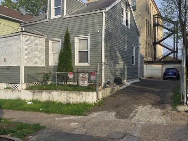 38 N 8Th St, Paterson, NJ 07522