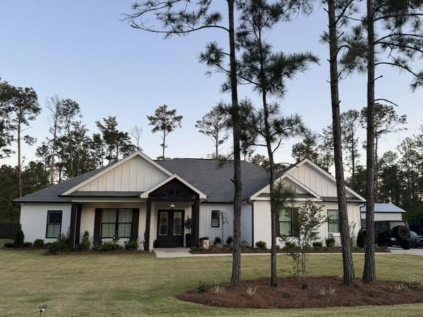 1085 Lagrange Road, Freeport, FL 32439