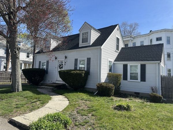 82 Belmont Ave, Brockton, MA 02301