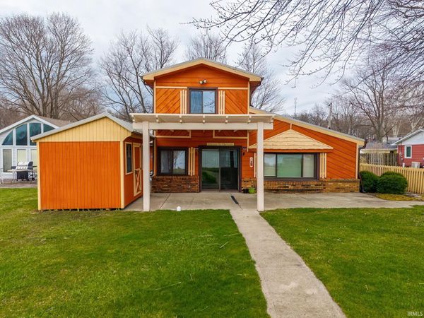 3186 W 3rd Drive, Albion, IN 46701