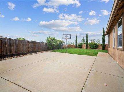 5624 Saratoga Cir, Rocklin, CA 95765 Photo