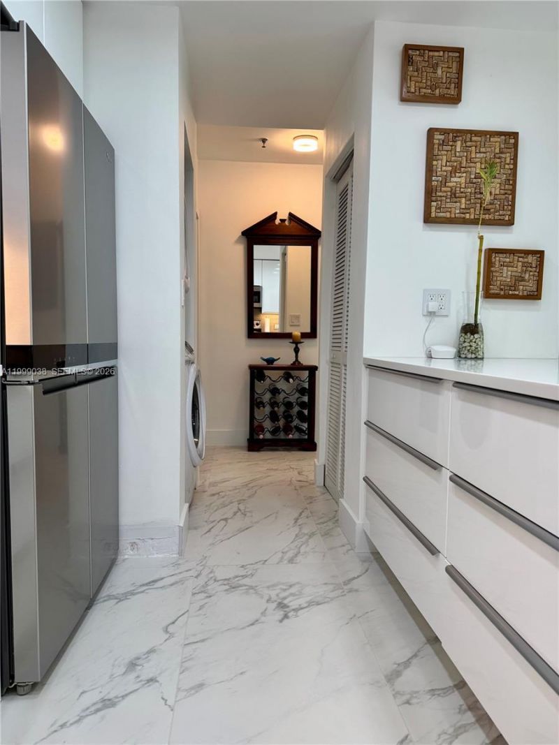 7800 Collins Ave, Unit 101, Miami Beach, FL 33141 Photo
