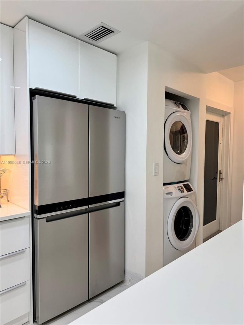 7800 Collins Ave, Unit 101, Miami Beach, FL 33141 Photo