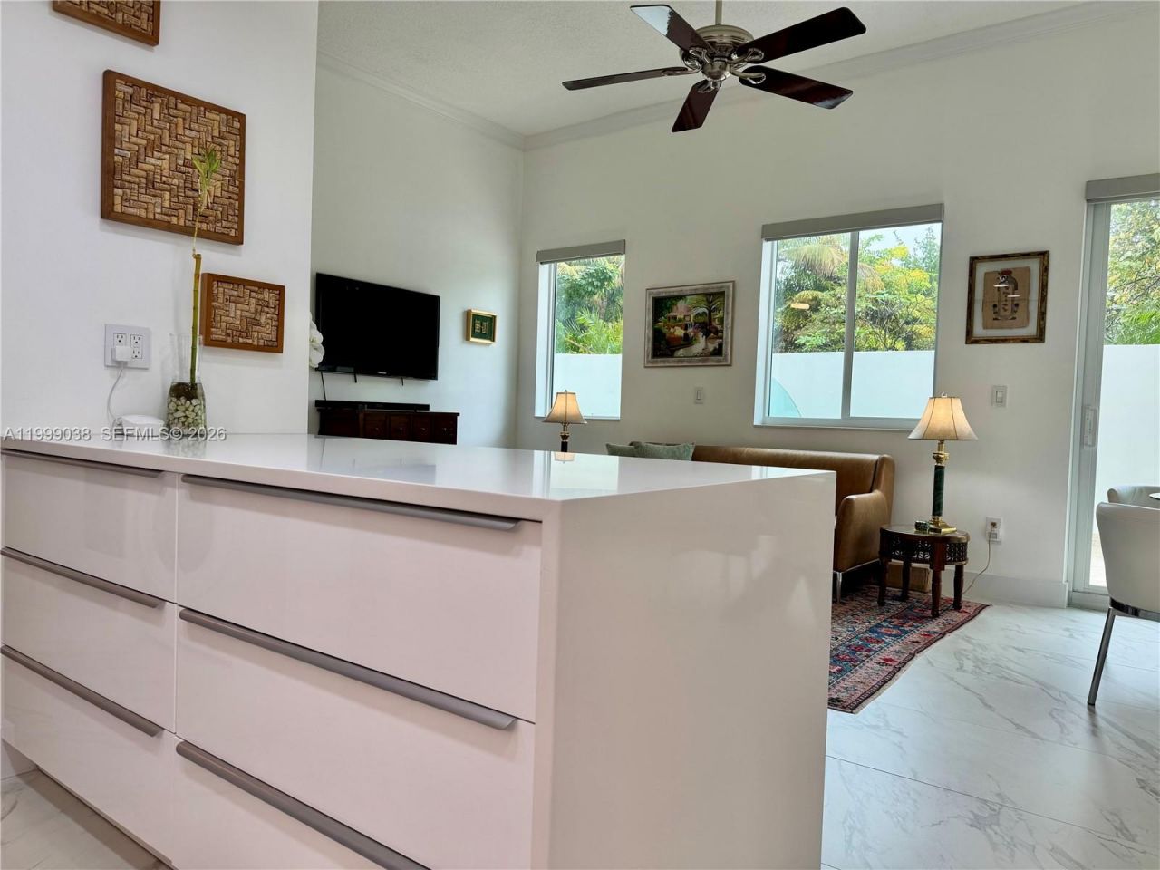 7800 Collins Ave, Unit 101, Miami Beach, FL 33141 Photo