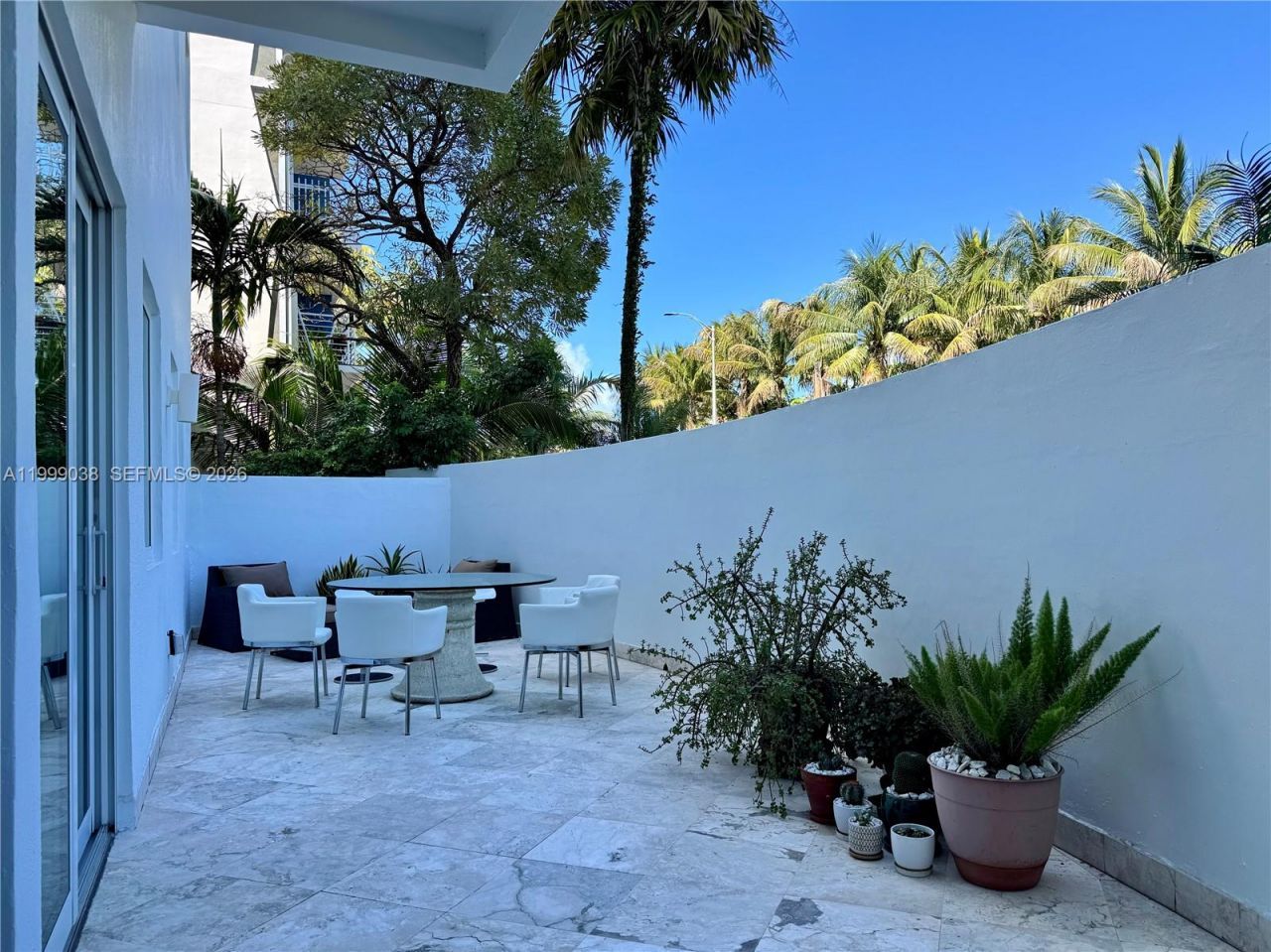 7800 Collins Ave, Unit 101, Miami Beach, FL 33141 Photo