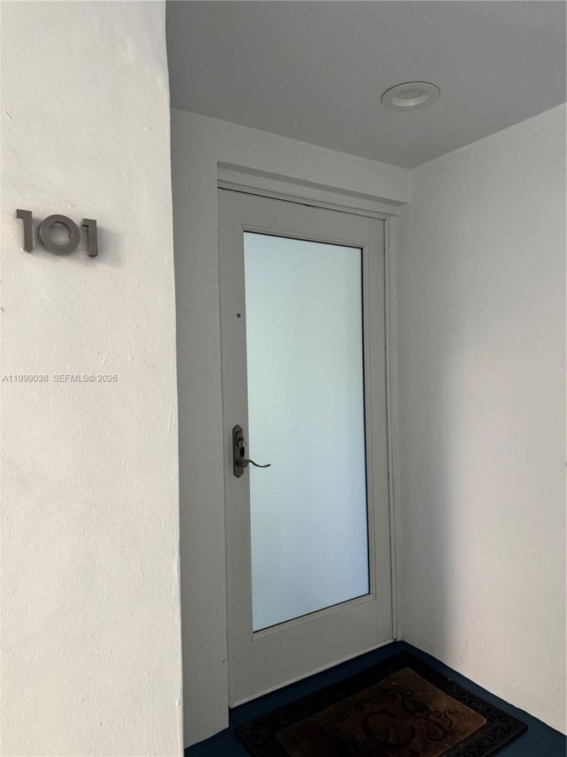 7800 Collins Ave, Unit 101, Miami Beach, FL 33141 Photo