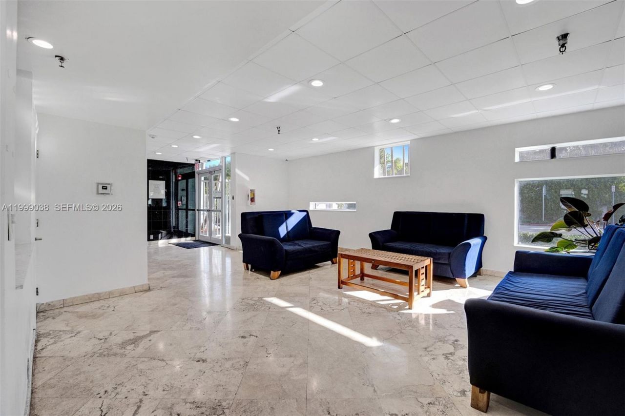 7800 Collins Ave, Unit 101, Miami Beach, FL 33141 Photo