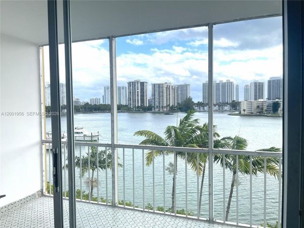 2861 Leonard Dr, Unit F505, Aventura, FL 33160