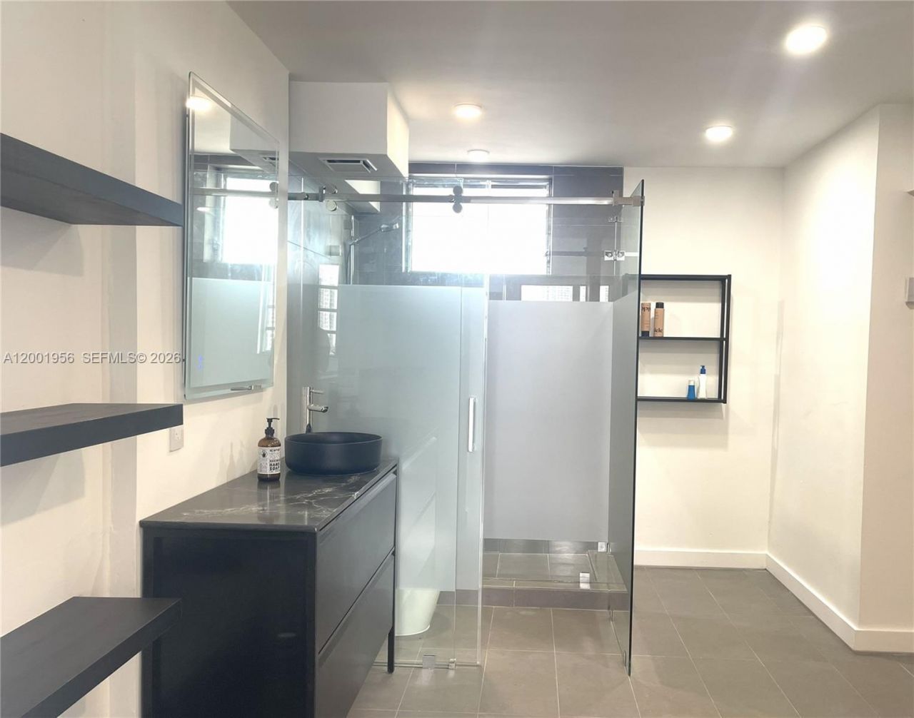 2861 Leonard Dr, Unit F505, Aventura, FL 33160 Photo