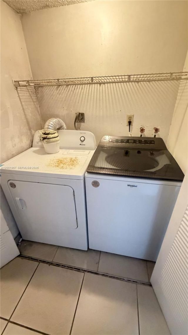 9375 Fontainebleau Blvd, Unit L304, Miami, FL 33172 Photo