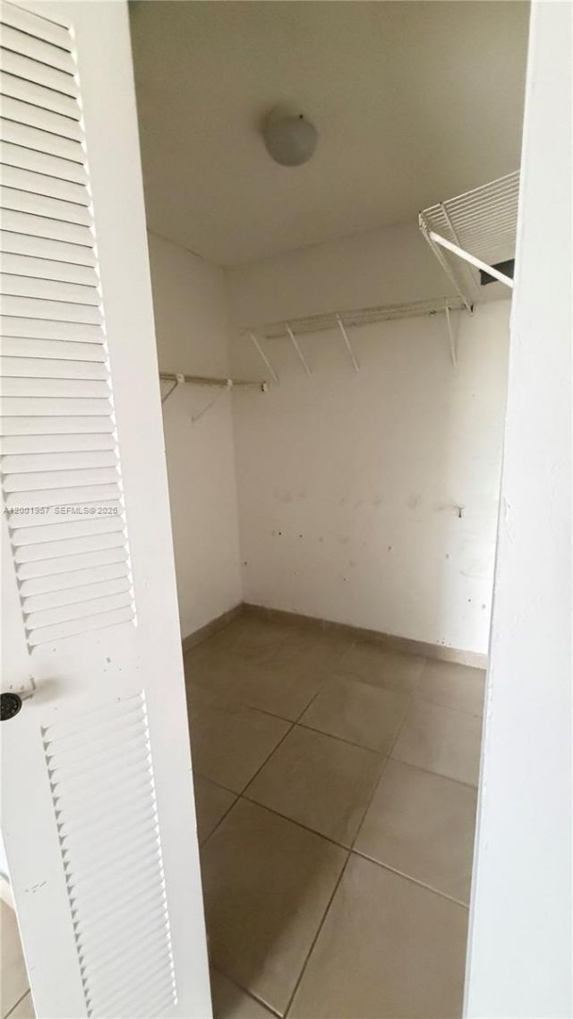9375 Fontainebleau Blvd, Unit L304, Miami, FL 33172 Photo