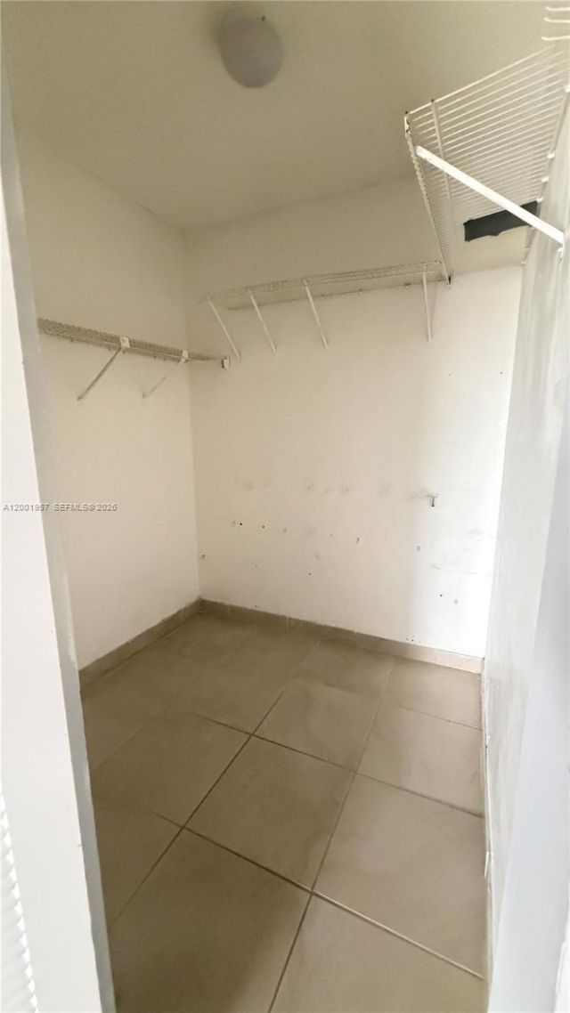 9375 Fontainebleau Blvd, Unit L304, Miami, FL 33172 Photo