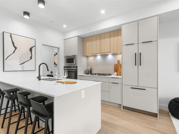 2341 Bear Mountain Pkwy, Unit 503, Langford, BC V9B 6V1