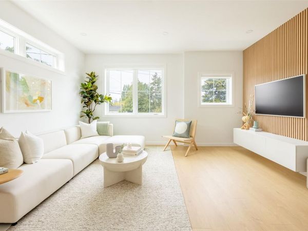 3450 Whittier Ave, Unit TH11, Saanich, BC V8Z 3R2