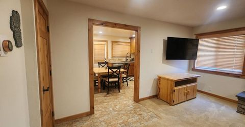 2282 Blitzen Road, South Lake Tahoe, CA 96150 Photo