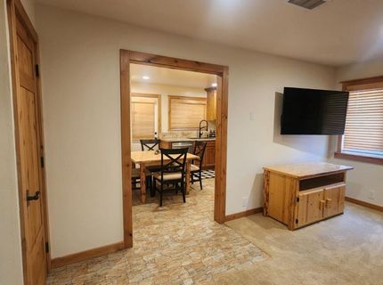 2282 Blitzen Road, South Lake Tahoe, CA 96150 Photo