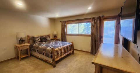 2282 Blitzen Road, South Lake Tahoe, CA 96150 Photo