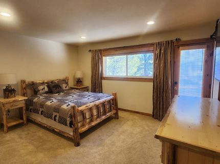 2282 Blitzen Road, South Lake Tahoe, CA 96150 Photo