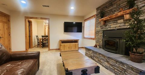 2282 Blitzen Road, South Lake Tahoe, CA 96150 Photo