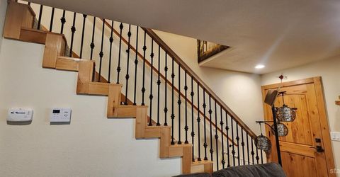 2282 Blitzen Road, South Lake Tahoe, CA 96150 Photo