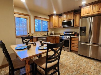 2282 Blitzen Road, South Lake Tahoe, CA 96150 Photo