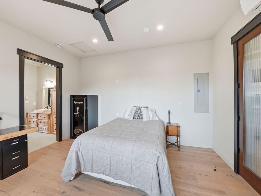 Property Image 54