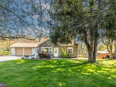 405 E WOODLAND AVENUE, SPRINGFIELD, PA 19064