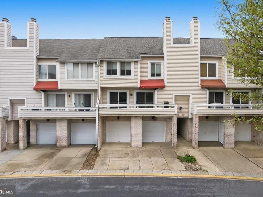 9815 Lake Shore Drive, Gaithersburg, MD 20886 Main Photo