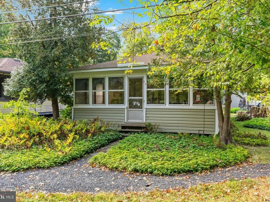 1285 Nursery Road , Unit CABIN 5, Green Lane, PA 18054 Main Photo