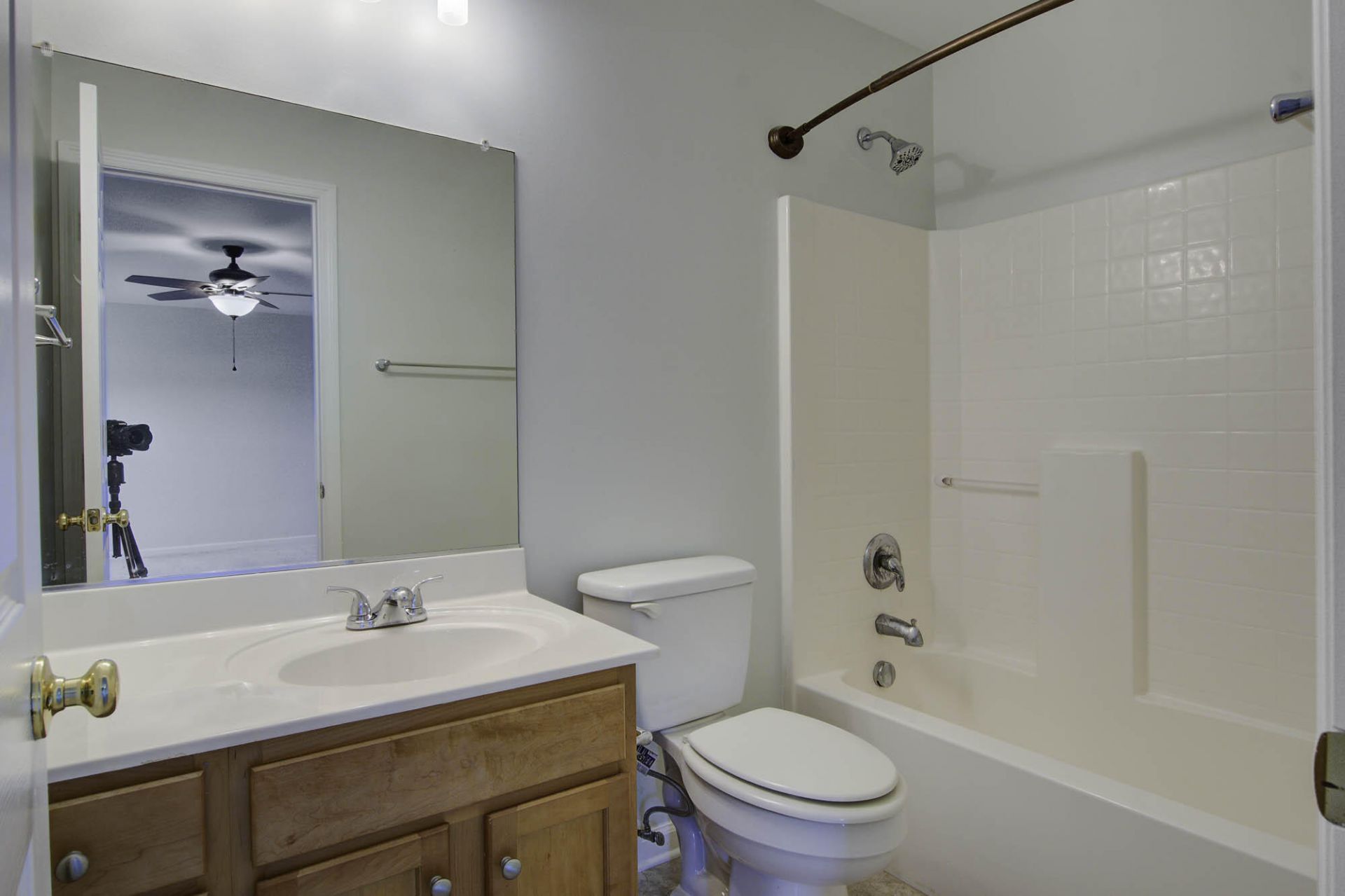 138 Thistle Road Photo 14