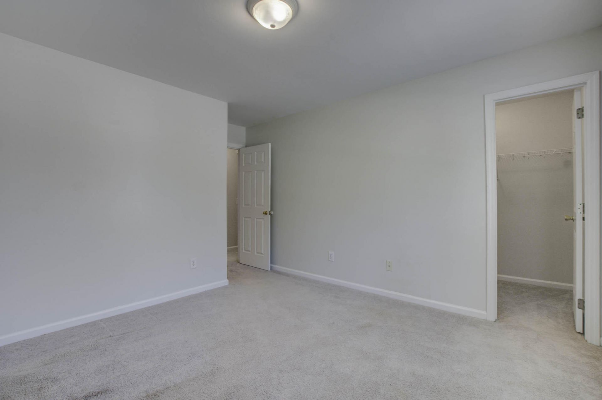 138 Thistle Road Photo 16