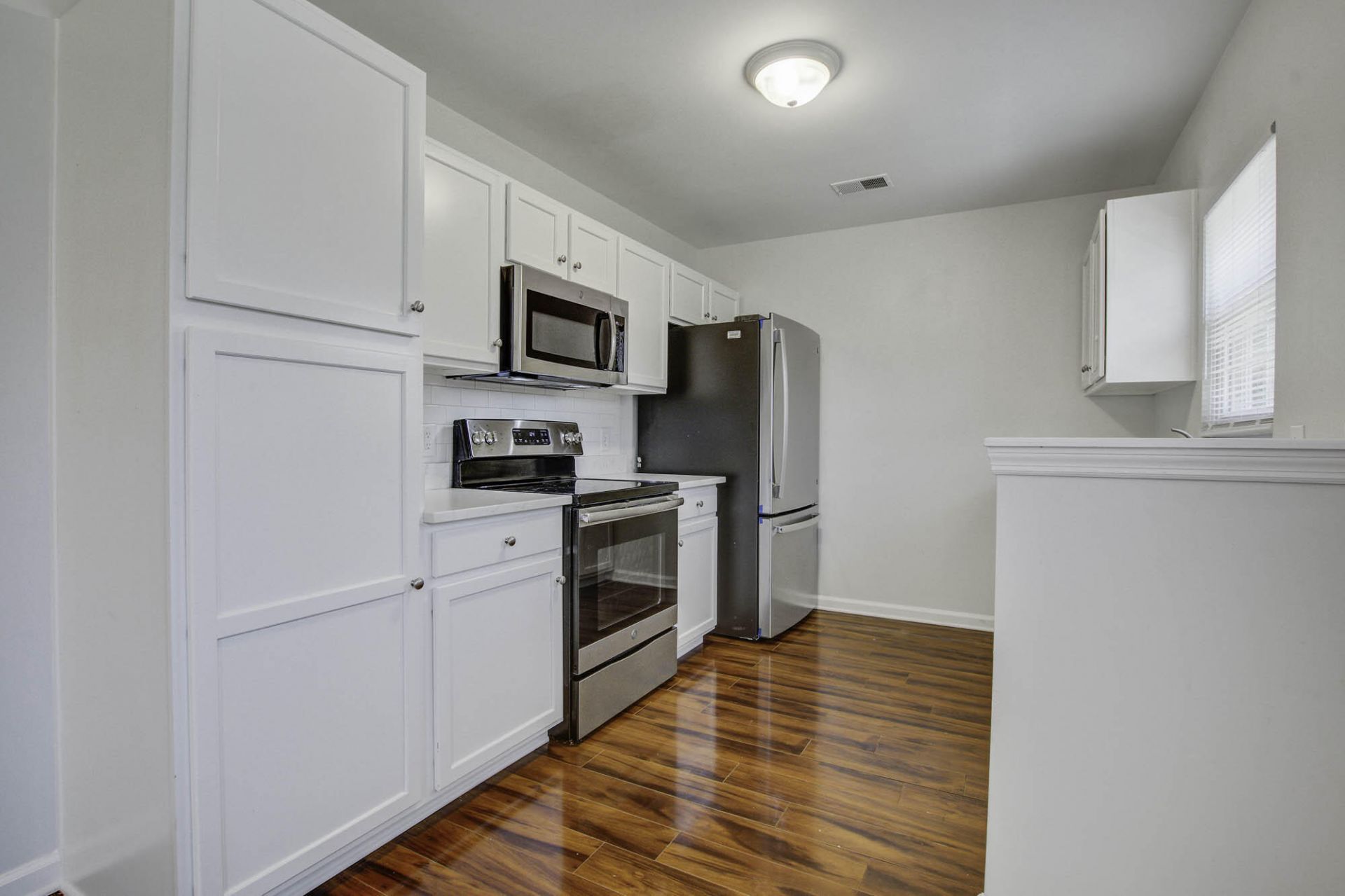 138 Thistle Road Photo 7