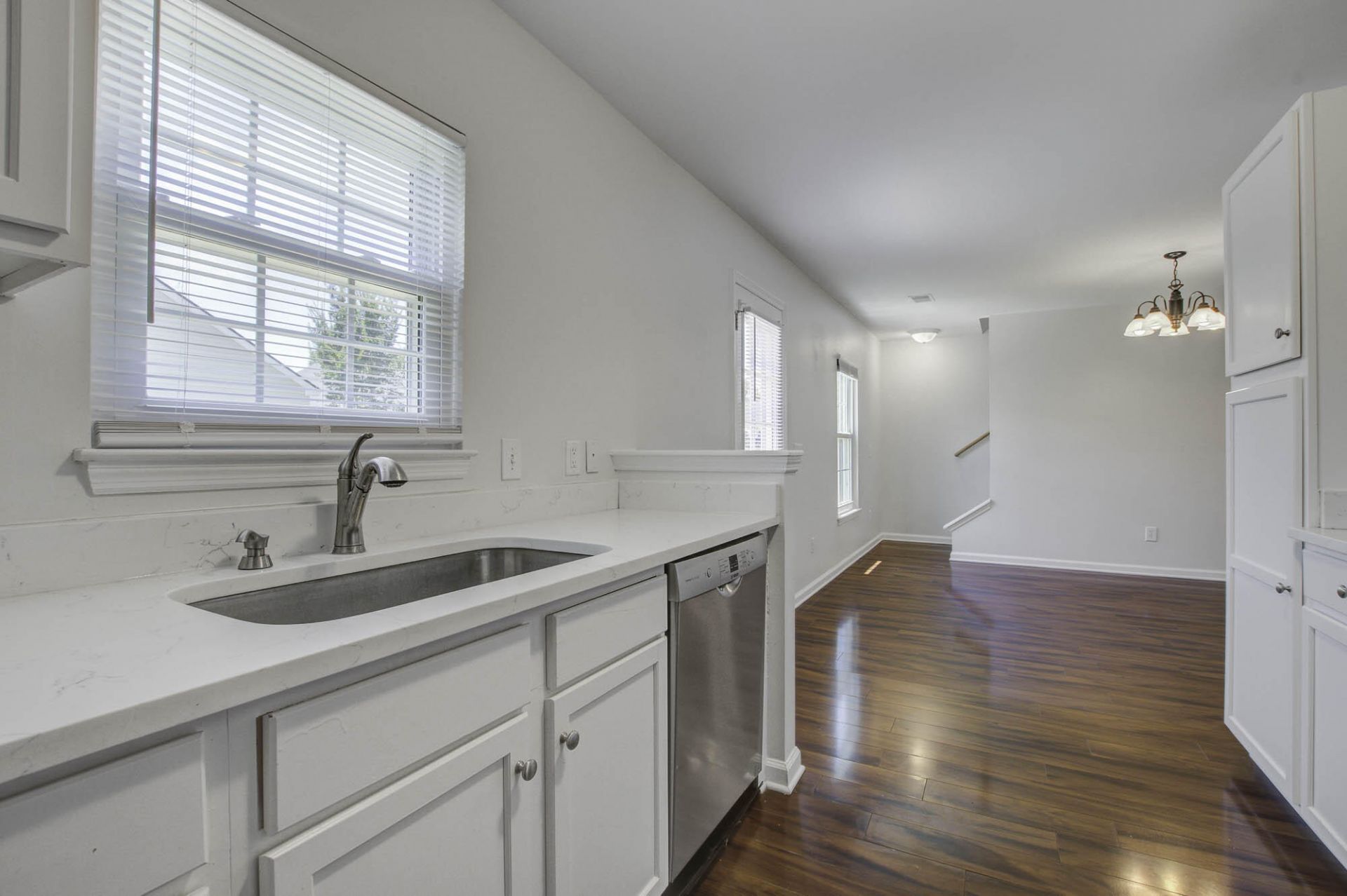 138 Thistle Road Photo 8