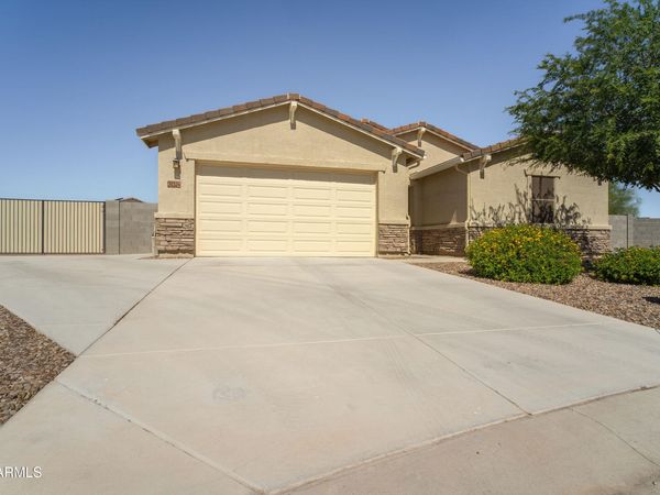 30324 N MONARCH Drive, San Tan Valley, AZ 85143